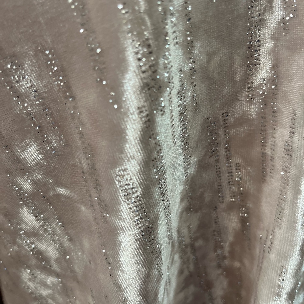 Vince Camuto Shimmering Cream Blouse - Picture 5 of 8